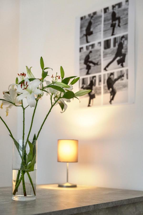 Newton-Appartement Mit 3 Schlafzimmern ベルリン エクステリア 写真