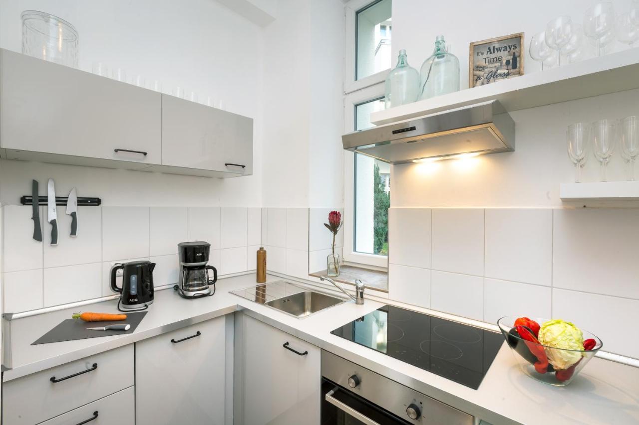 Newton-Appartement Mit 3 Schlafzimmern ベルリン エクステリア 写真